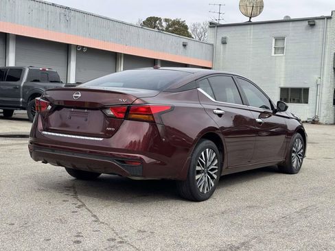Used 2023 Nissan Altima 2.5 SV image 21