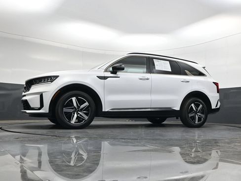 Used 2021 Kia Sorento S FWD image 49