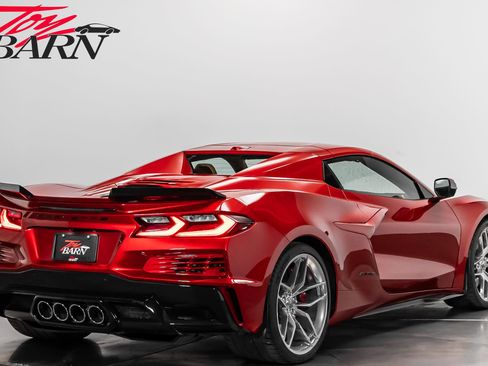 Used 2025 Chevrolet Corvette Z06 image 13