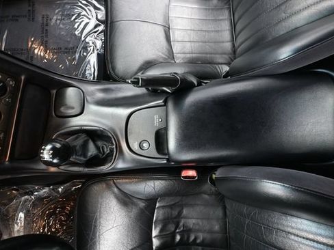 Used 2001 Chevrolet Corvette Convertible RWD image 24