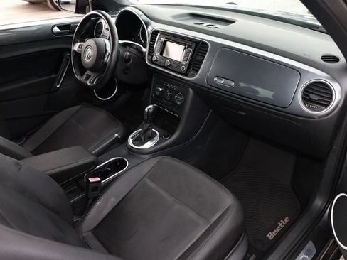 Used 2012 Volkswagen Beetle 2.5 FWD image 21