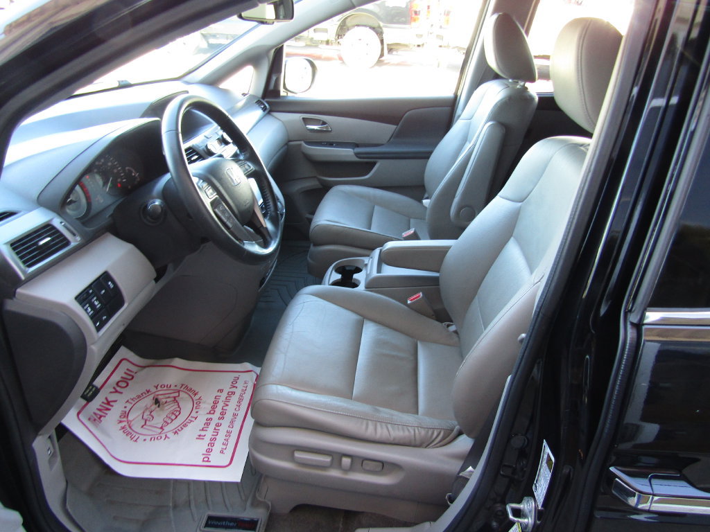 Used 2016 Honda Odyssey Touring Elite image 24