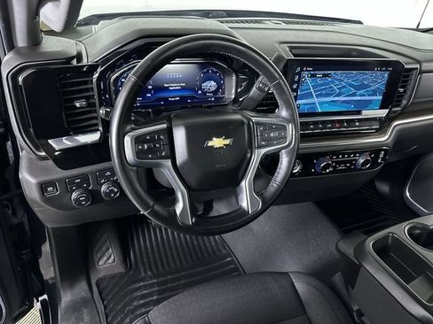 Used 2023 Chevrolet Silverado 1500 LT AWD/4WD image 21