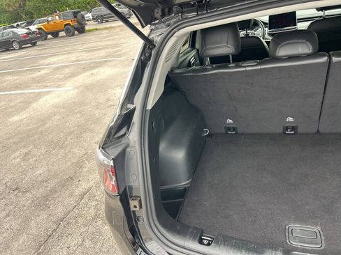 Certified 2022 Jeep Compass Limited image 31