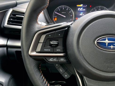 Used 2021 Subaru Crosstrek 2.5i Limited w/ Moonroof Package 1 AWD/4WD image 10