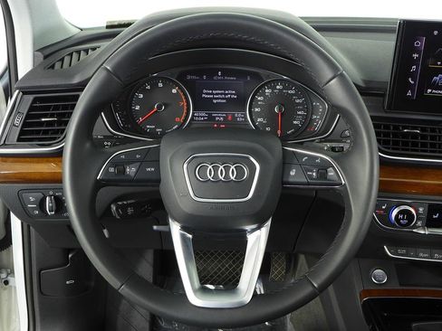 Used 2023 Audi Q5 2.0T Premium w/ Convenience Package image 27