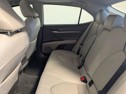 Certified 2022 Toyota Camry SE w/ Convenience Package FWD image 34
