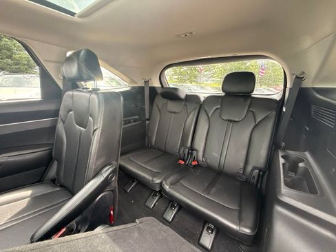 Used 2021 Kia Sorento EX w/ Panoramic Sunroof Package AWD/4WD image 17