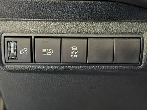 Certified 2025 Toyota Corolla SE FWD image 18