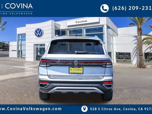 New 2025 Volkswagen Taos SE image 6