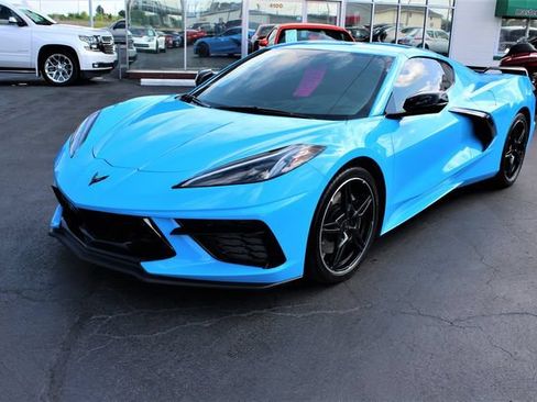 Used 2022 Chevrolet Corvette Stingray Preferred Cpe w/ Z51 Performance Package RWD image 7