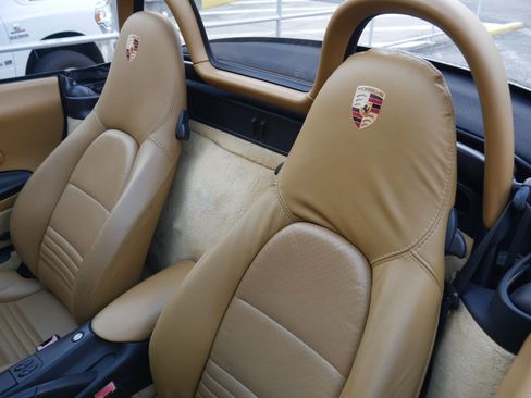 Used 2002 Porsche Boxster RWD image 74
