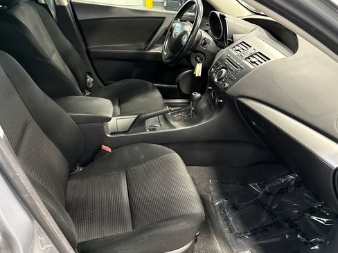 Used 2013 MAZDA MAZDA3 i Sport FWD image 12