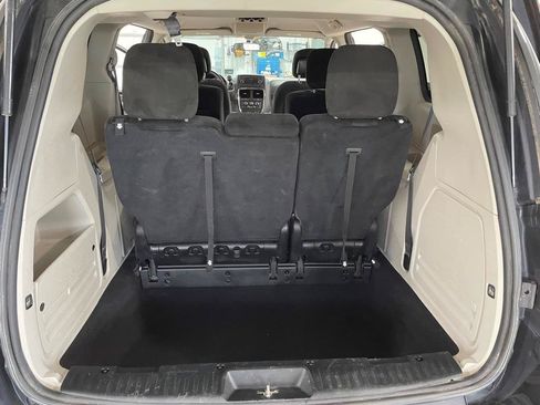 Used 2015 Dodge Grand Caravan SE w/ Quick Order Package 29E SE FWD image 15