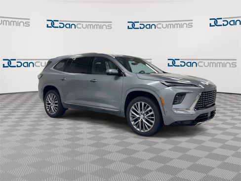 New 2026 Buick Enclave Avenir w/ Super Cruise Package image 2