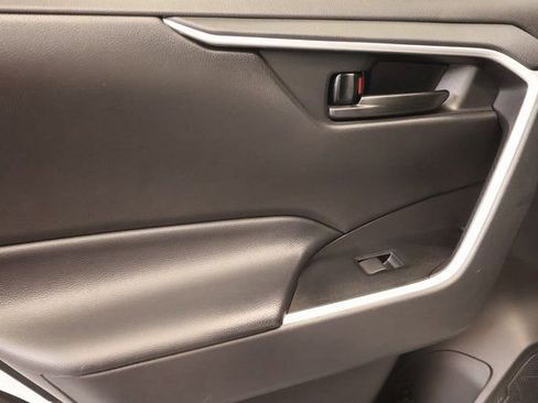 Used 2023 Toyota RAV4 LE AWD/4WD image 26