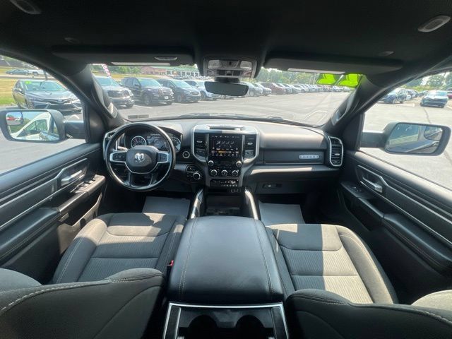 Used 2022 RAM 1500 4x4 Crew Cab image 18