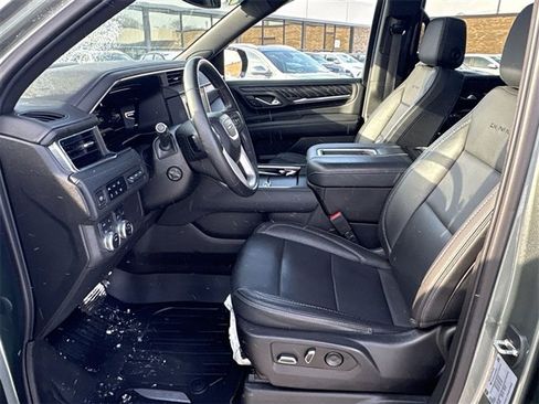 Certified 2023 GMC Yukon XL Denali image 20