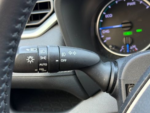 Used 2020 Toyota RAV4 XLE w/ Convenience Package AWD/4WD image 38