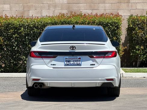 Used 2025 Toyota Camry XSE FWD image 5
