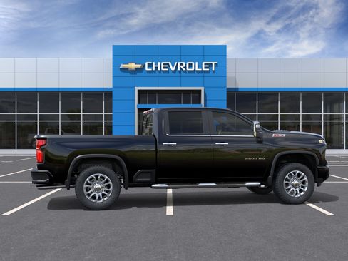 New 2026 Chevrolet Silverado 2500 LT w/ Z71 Chrome Sport Edition AWD/4WD image 5