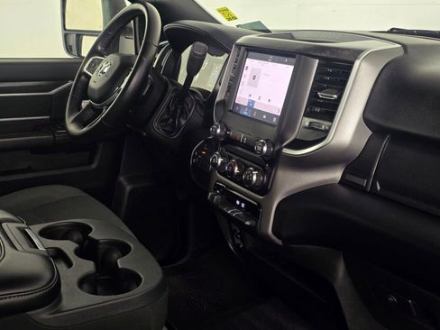Used 2024 RAM 2500 Big Horn image 44