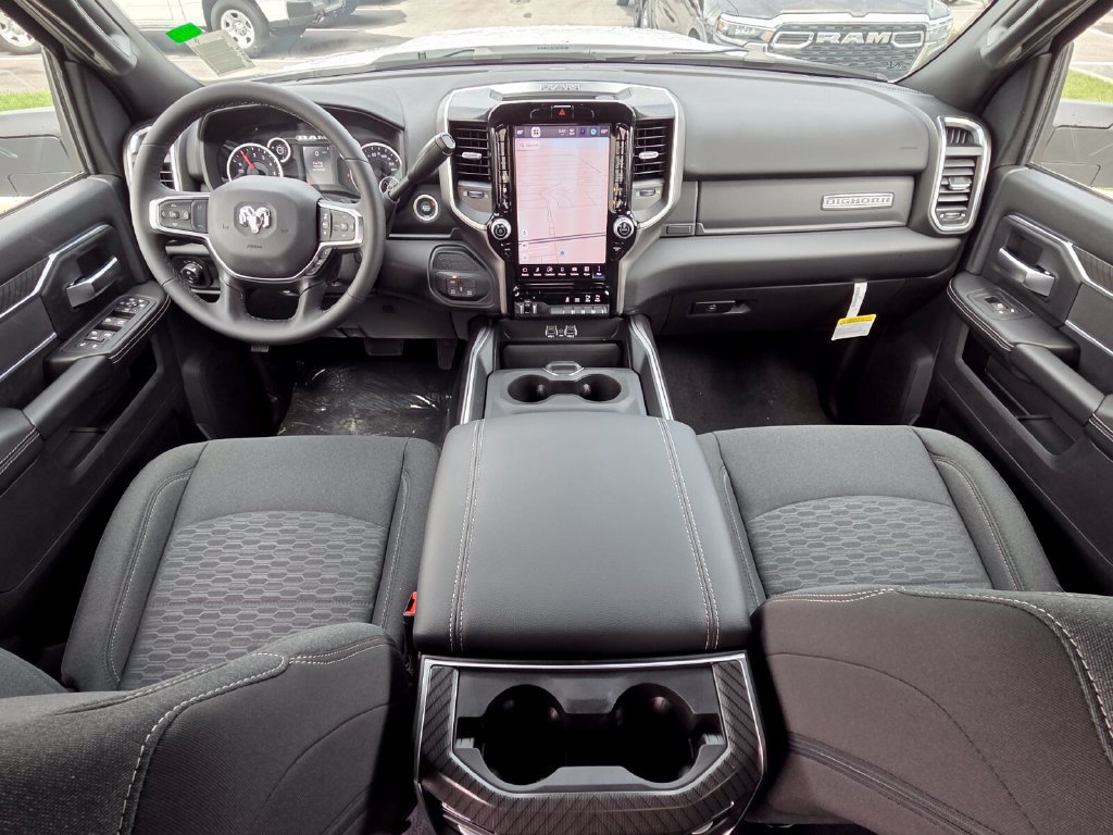 New 2026 RAM 2500 Big Horn AWD/4WD image 24