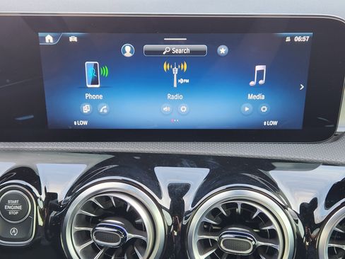 Certified 2025 Mercedes-Benz CLA 250 4MATIC image 18