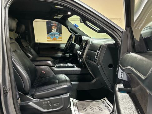 Used 2019 Ford Expedition Limited w/ Equipment Group 301A image 14