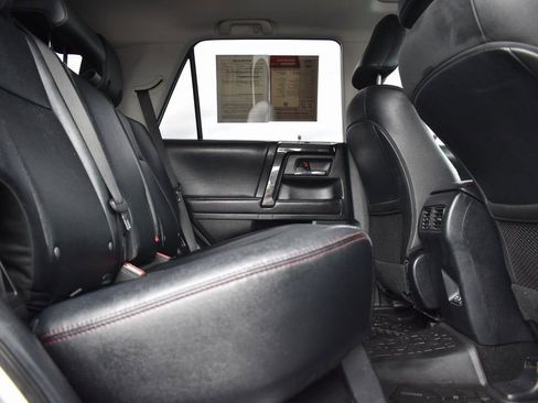 Used 2022 Toyota 4Runner TRD Off-Road Premium w/ Moonroof Package image 10