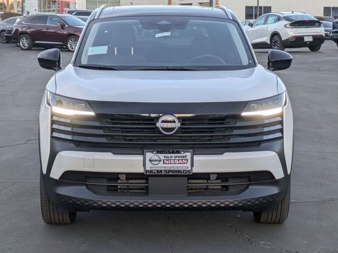 New 2026 Nissan Kicks SV w/ SV Premium Package image 7