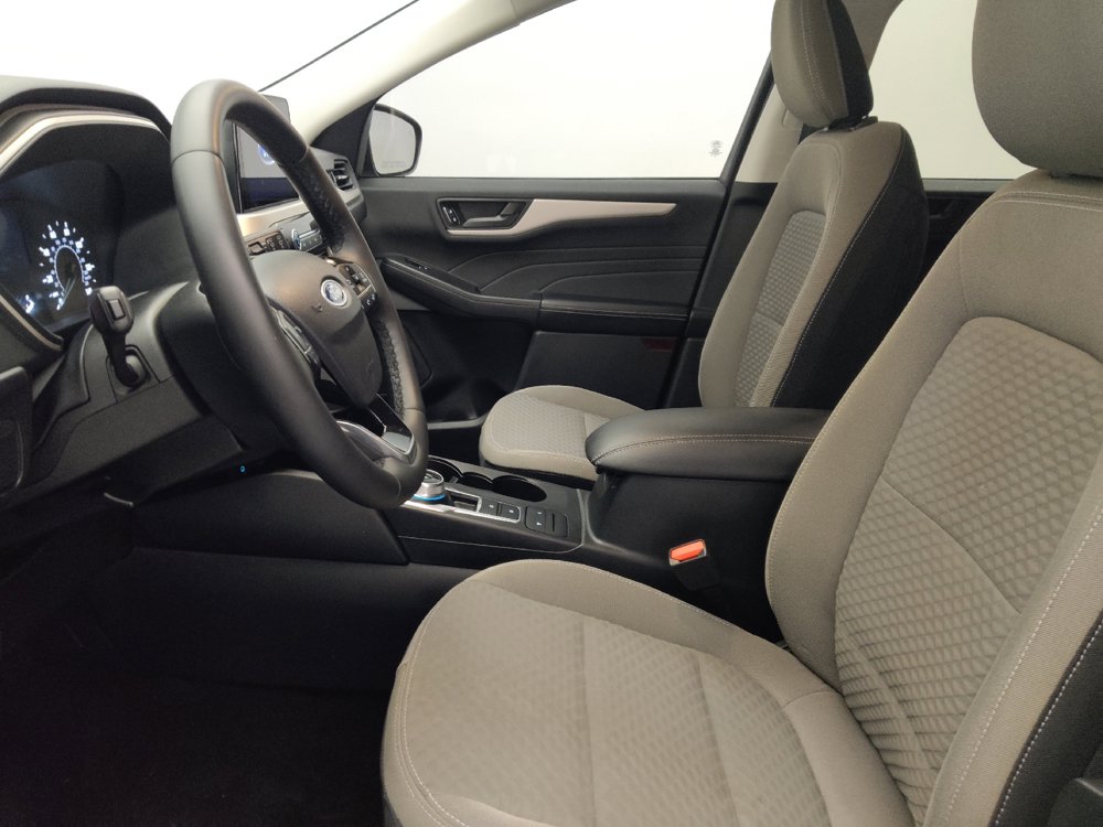 Used 2022 Ford Escape SE w/ Cold Weather Package FWD image 17