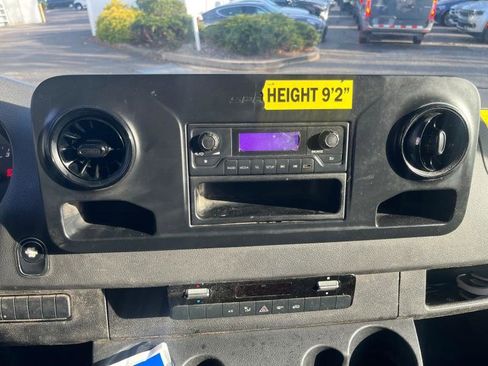 Used 2019 Mercedes-Benz Sprinter 170 image 10