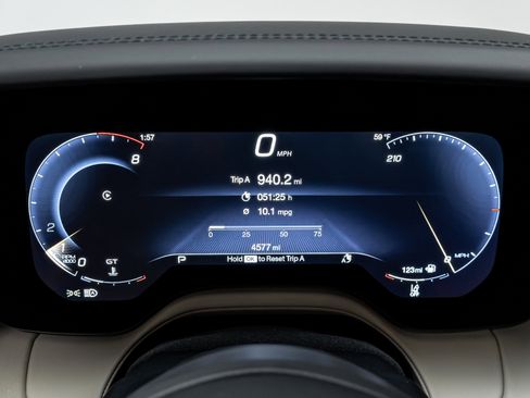 Used 2024 Maserati GranTurismo Modena image 9