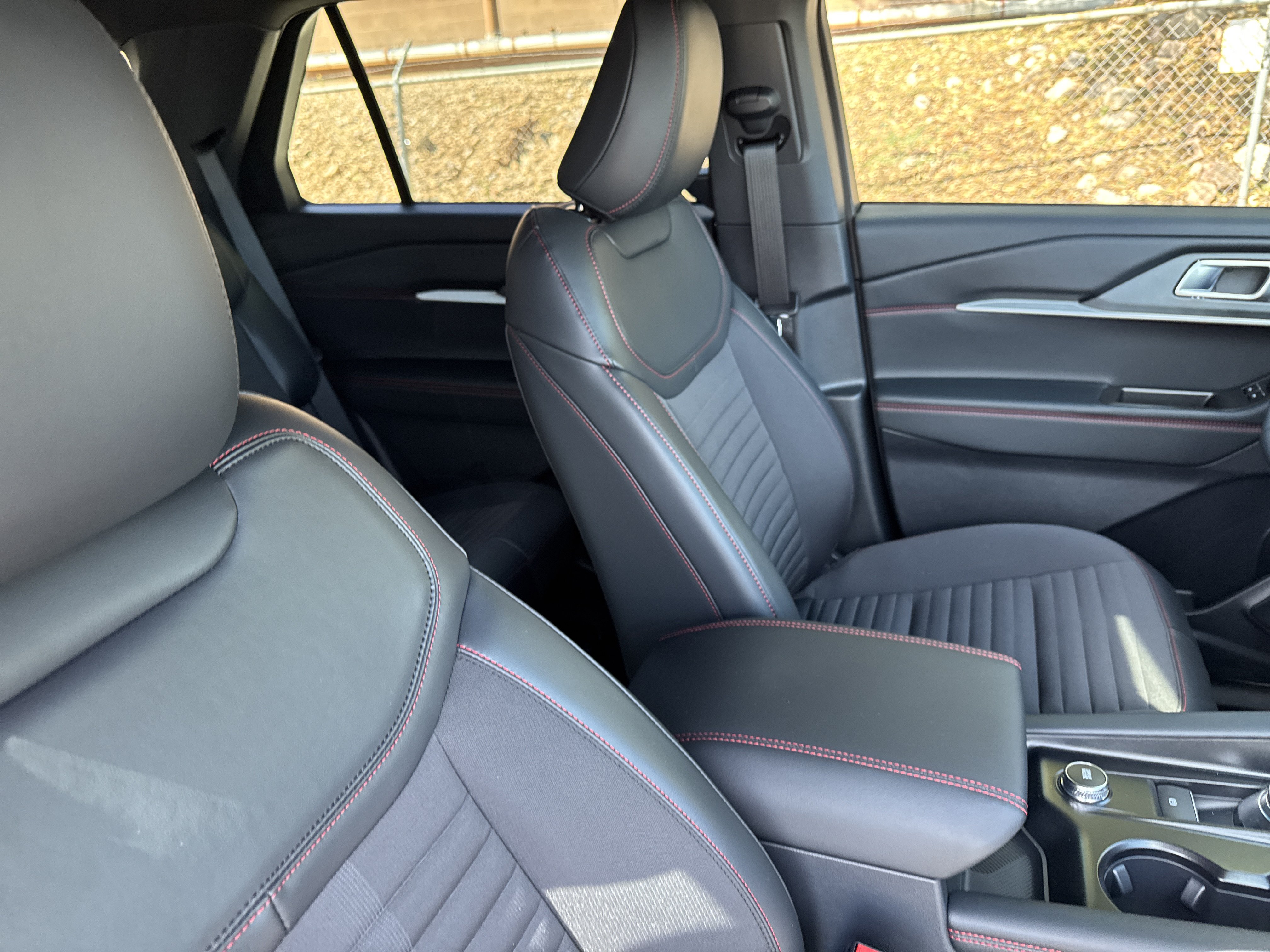 New 2026 Ford Explorer ST-Line AWD/4WD image 16