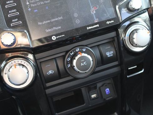 Used 2022 Toyota 4Runner TRD Off-Road Premium image 23