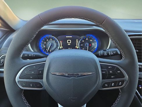 New 2026 Chrysler Pacifica Select image 24