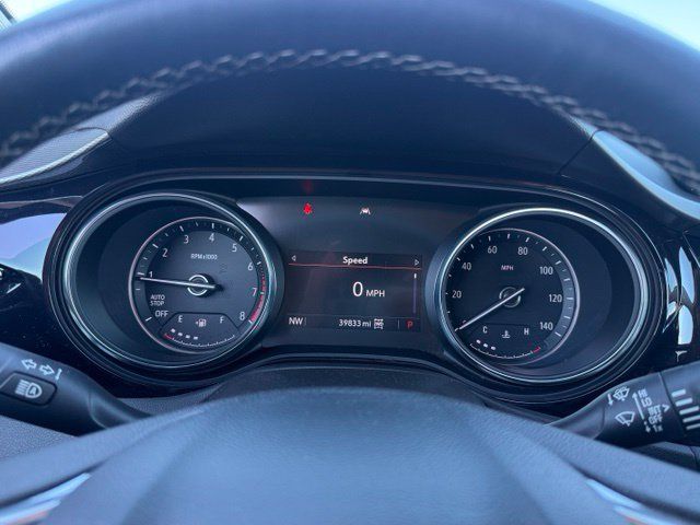Used 2022 Buick Encore GX Preferred w/ Cold Weather Comfort Package AWD/4WD image 19