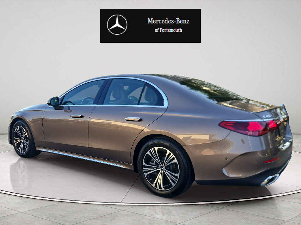 Used 2024 Mercedes-Benz E 450 4MATIC Sedan image 3
