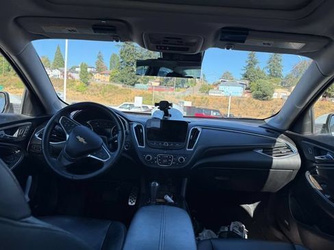 Used 2016 Chevrolet Malibu Premier w/ Driver Confidence Package II FWD image 7