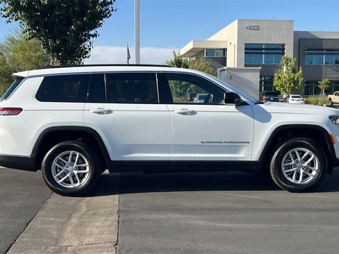 New 2025 Jeep Grand Cherokee L Laredo w/ Luxury Tech Group I image 3