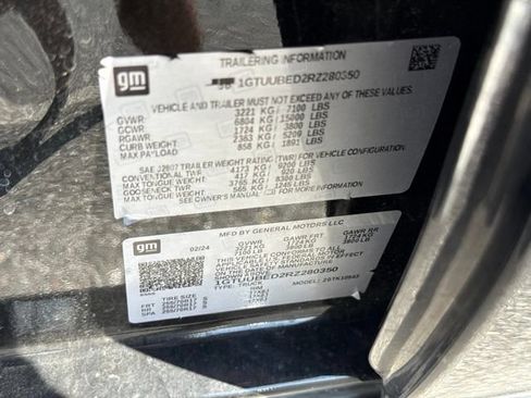 Used 2024 GMC Sierra 1500 SLE AWD/4WD image 16