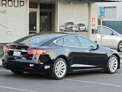 Used 2018 Tesla Model S 75D AWD/4WD image 9