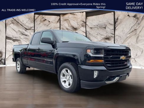 Used 2017 Chevrolet Silverado 1500 LT w/ All Star Edition AWD/4WD image 35