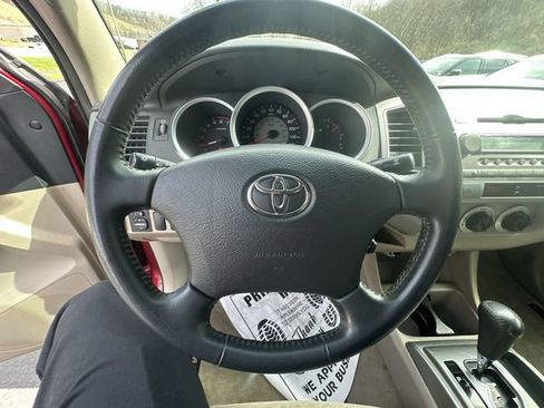 Used 2008 Toyota Tacoma PreRunner image 14