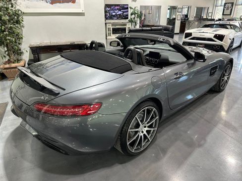 Used 2019 Mercedes-Benz AMG GT Roadster image 29