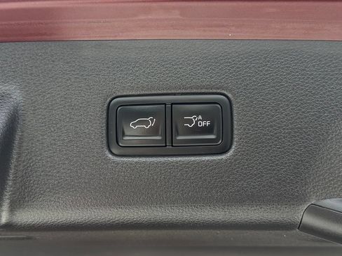 Used 2023 Kia Carnival SX Prestige FWD image 19