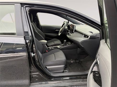Used 2025 Toyota Corolla SE image 15