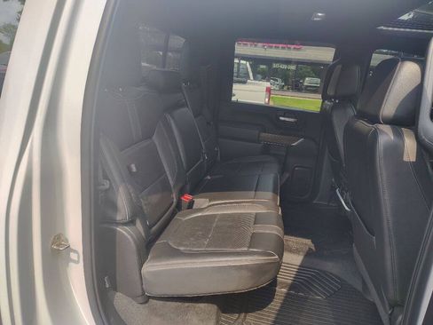 Used 2022 Chevrolet Silverado 2500 High Country w/ Z71 Off-Road Package AWD/4WD image 33