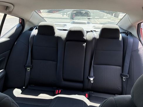 Used 2025 Nissan Altima 2.5 SV image 37